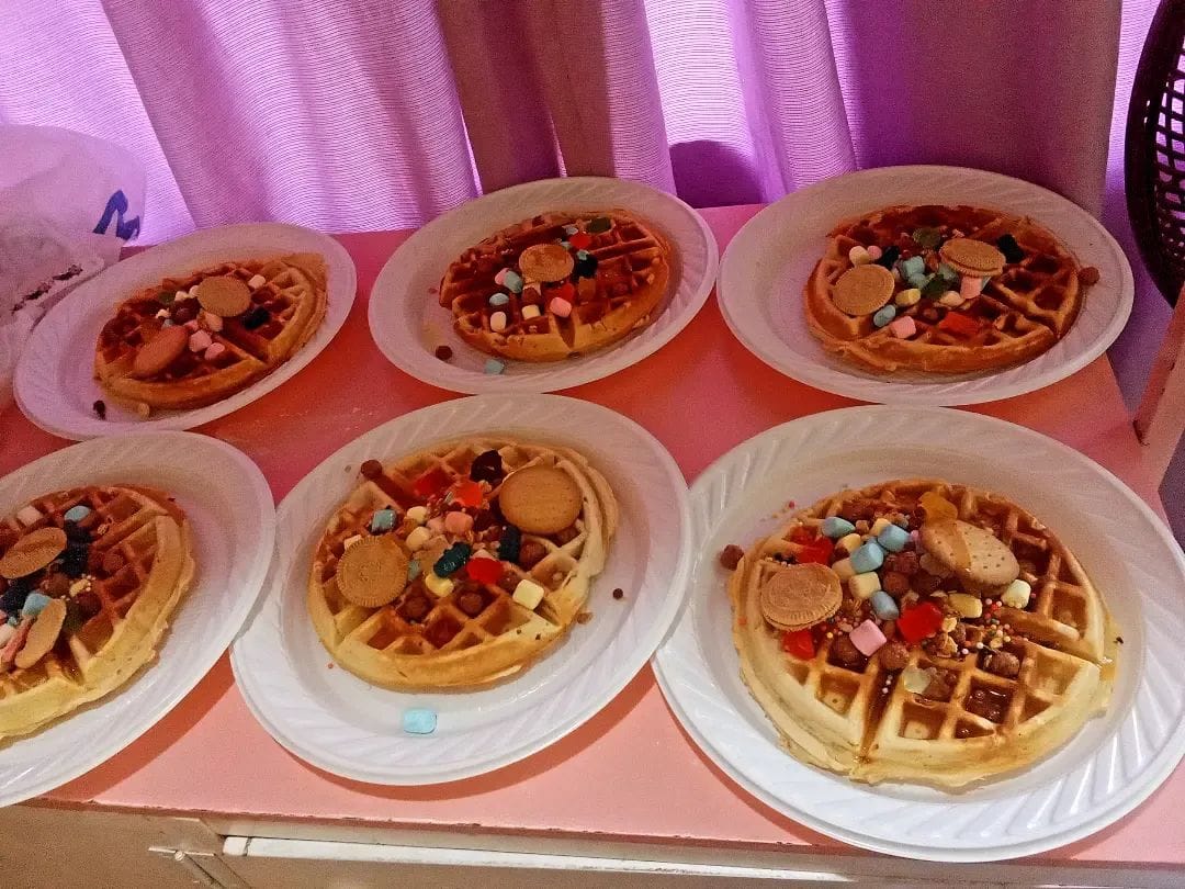 Waffle simple con toppings